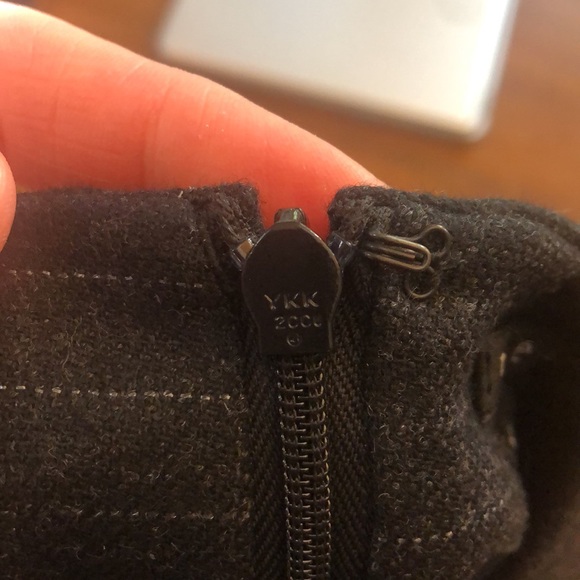 Theory Wool Pencil Skirt - Picture 6 of 6